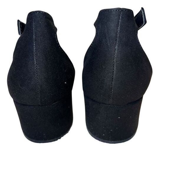 Torrid Womens Size 7 Wide Ankle Strap Block Heel Sandals Black Open Toe NWT - Picture 4 of 5